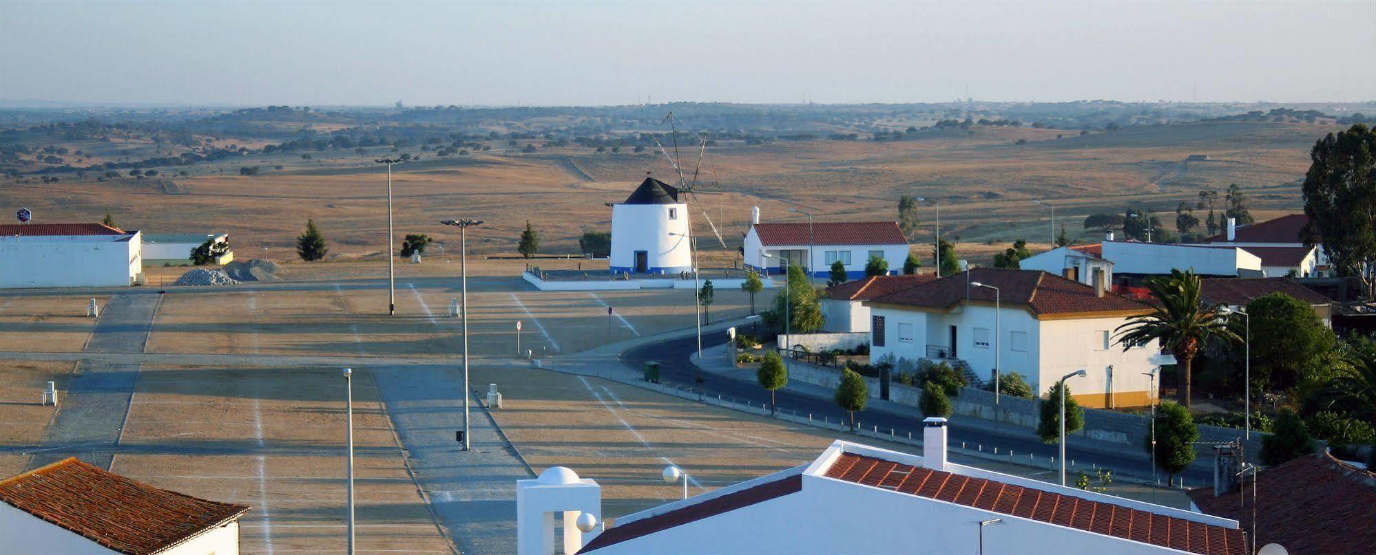Hotel Vila Verde Castro Verde Exterior photo